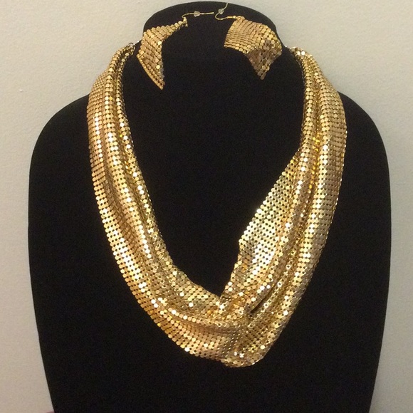 ❤️PRETTY GOLD NECKLACES❤️ - Picture 2 of 8
